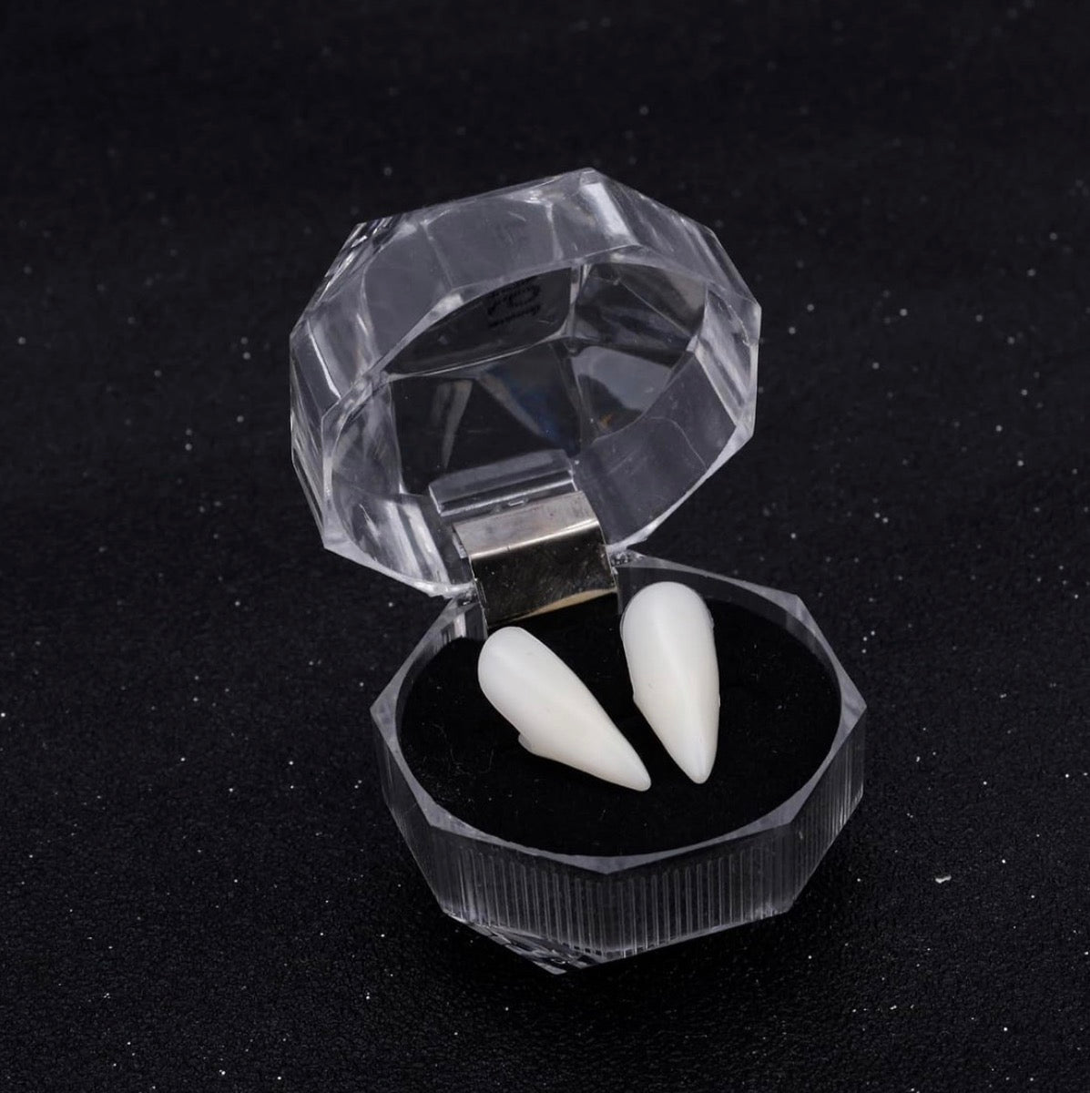 Vampire teeth