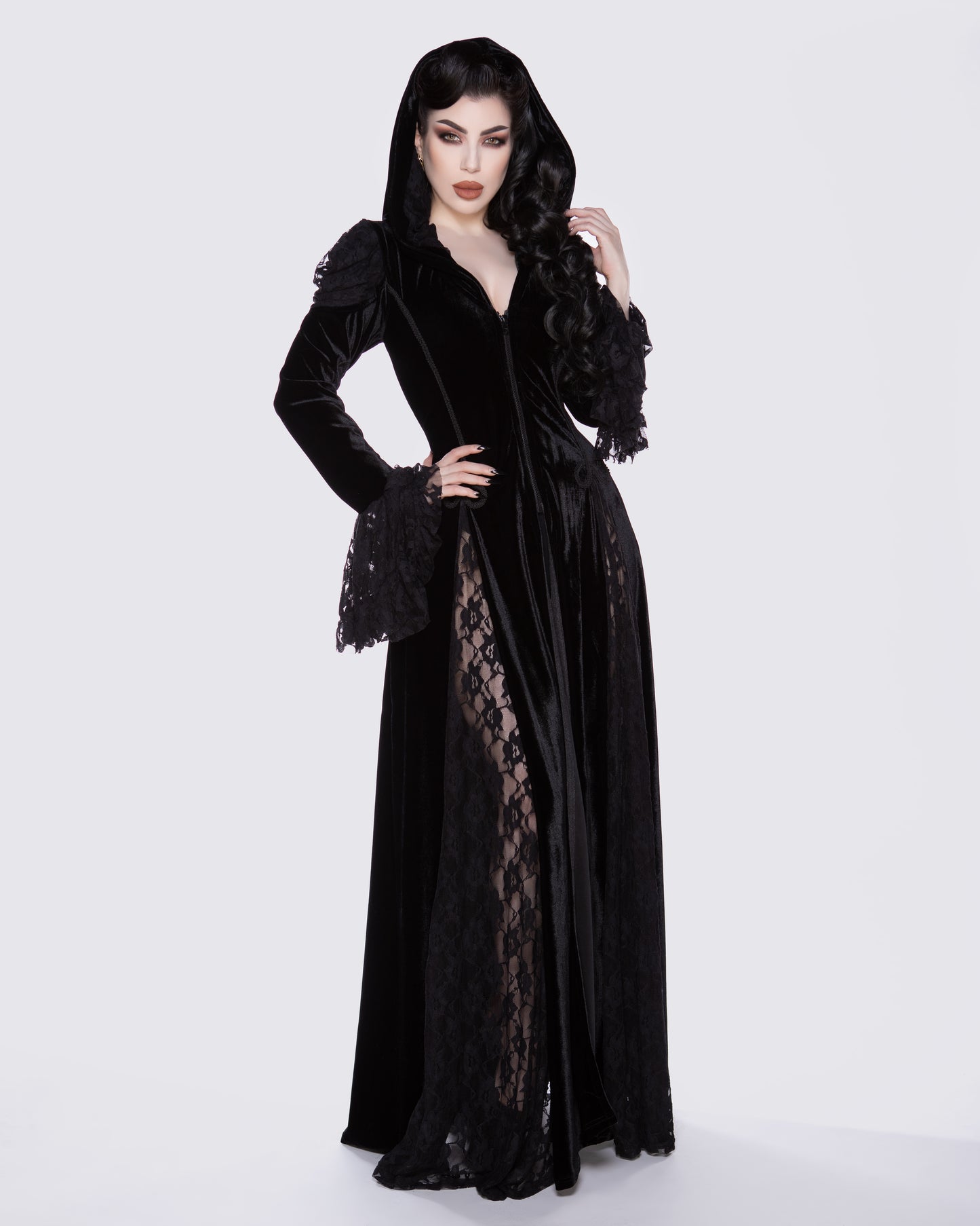 Danika dress black velvet black lace