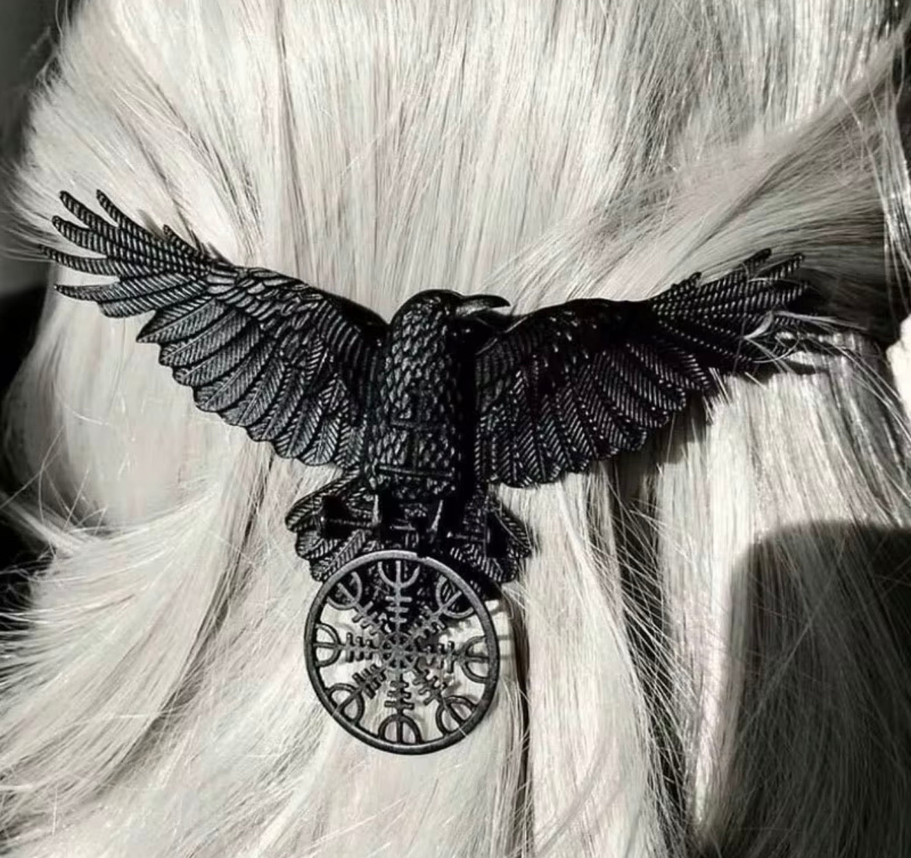 Black crow hairpin