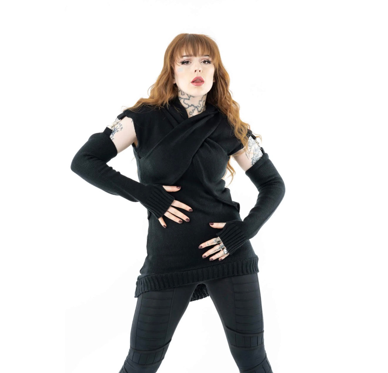 ESHA JUMPER - BLACK