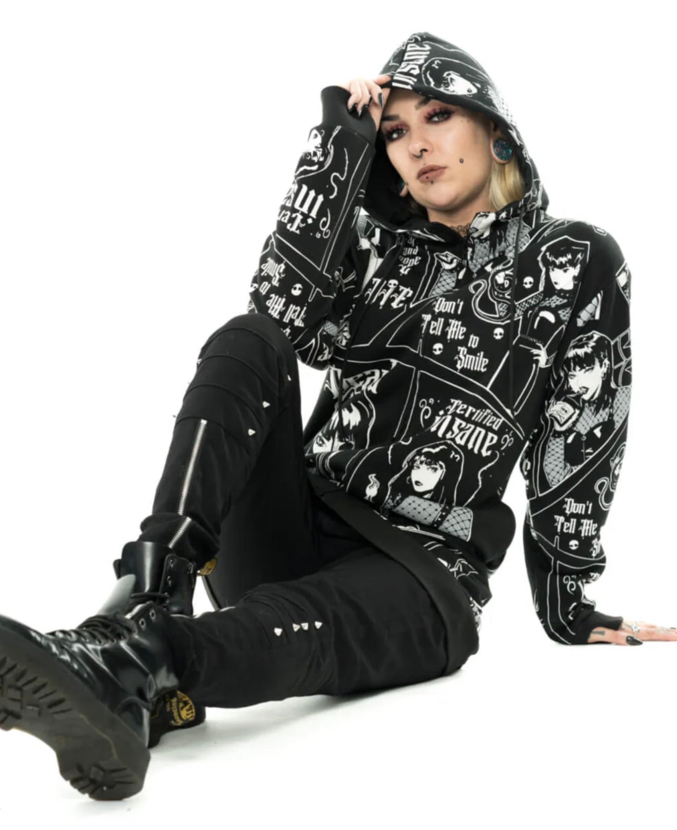 CERTIFIED INSANE HOOD - BLACK