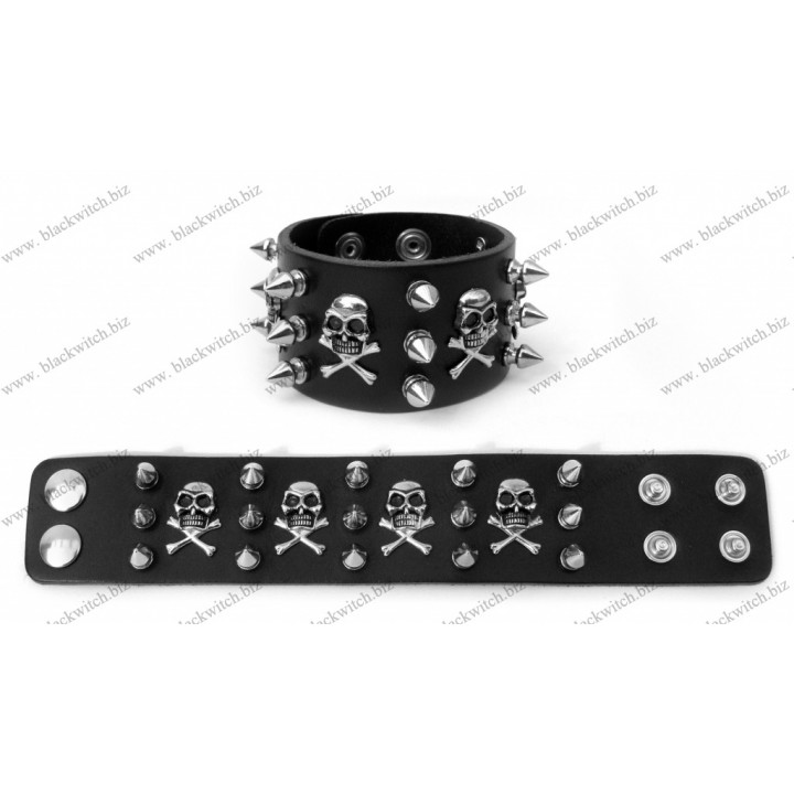 Lederen armband met schedels en spikes